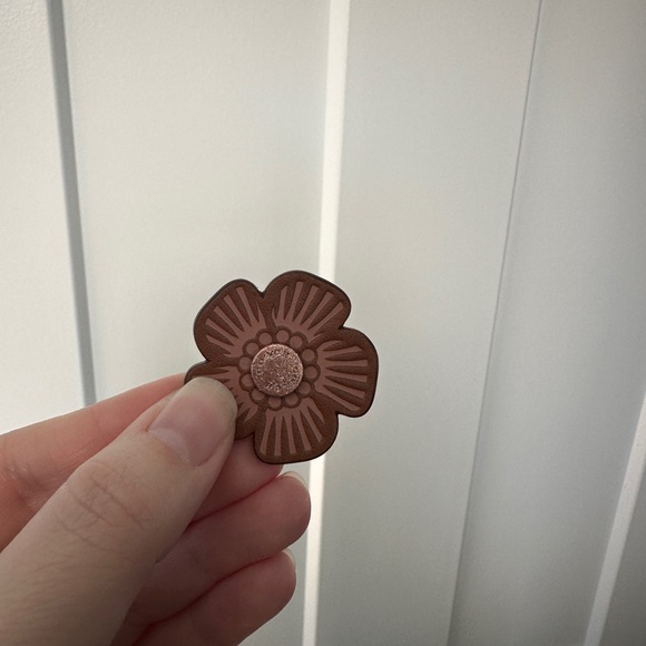 Coach Create Tea Roses - Picture 4 of 5